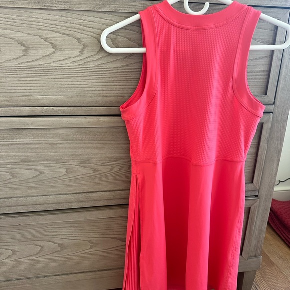 Lululemon athletic dress size 4 - Picture 3 of 12